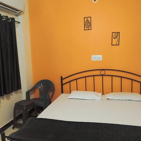 Shivlok Guest House Ujjain Εξωτερικό φωτογραφία
